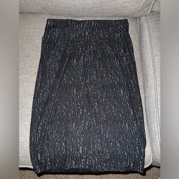 Well loved Lularoe skirts 2 included in pricing - Picture 2 of 2
